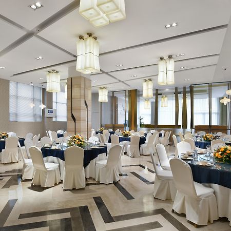 Holiday Inn Express Chengdu Huanhuaxi By Ihg-Near Jinsha Site Musem,Near Wuhou Temple Museum,Welcome Drinks,Free Gym,Free Self-Service Laundry Exterior foto