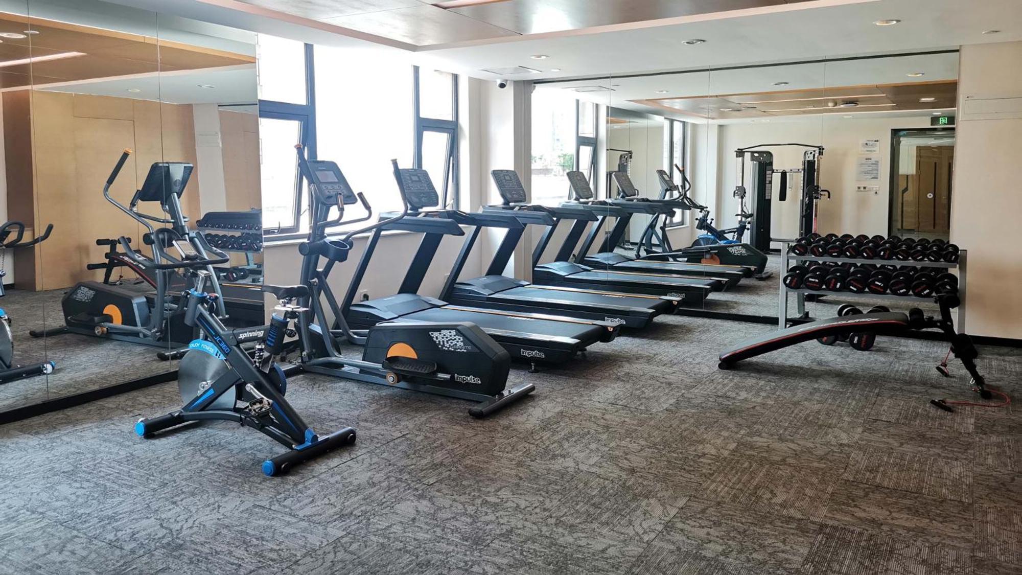 Holiday Inn Express Chengdu Huanhuaxi By Ihg-Near Jinsha Site Musem,Near Wuhou Temple Museum,Welcome Drinks,Free Gym,Free Self-Service Laundry Exterior foto