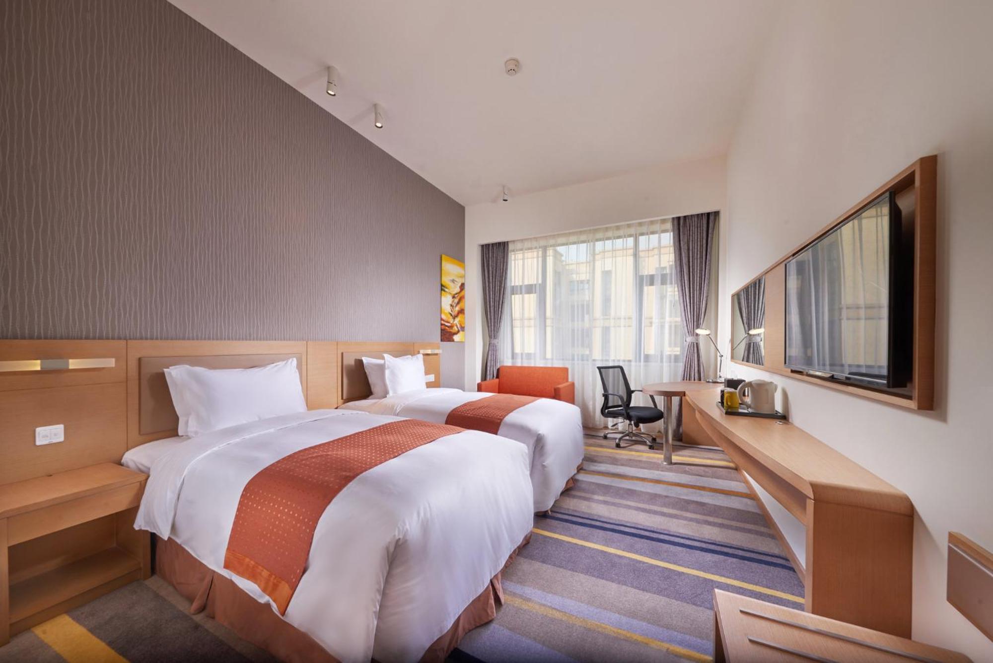 Holiday Inn Express Chengdu Huanhuaxi By Ihg-Near Jinsha Site Musem,Near Wuhou Temple Museum,Welcome Drinks,Free Gym,Free Self-Service Laundry Exterior foto