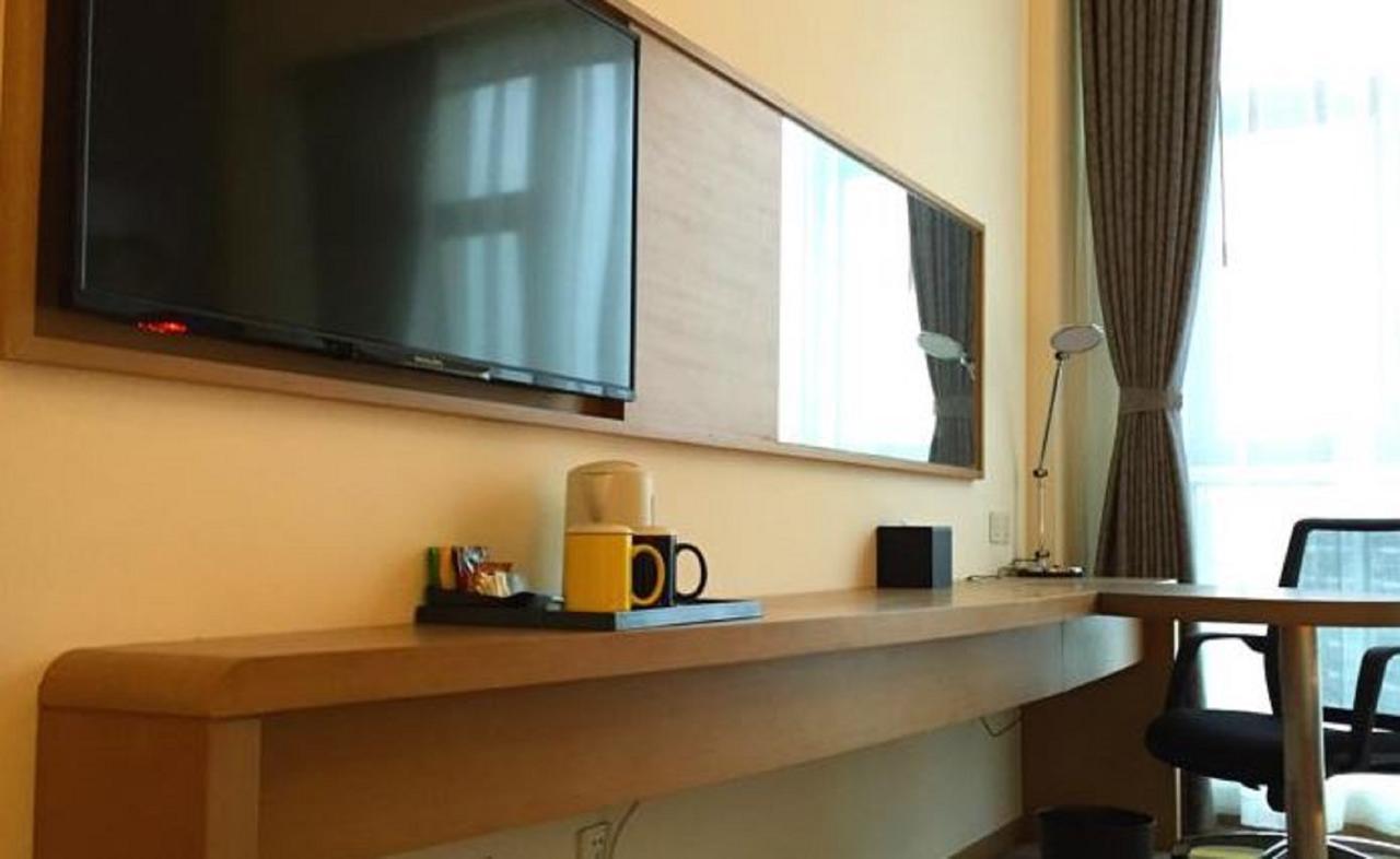 Holiday Inn Express Chengdu Huanhuaxi By Ihg-Near Jinsha Site Musem,Near Wuhou Temple Museum,Welcome Drinks,Free Gym,Free Self-Service Laundry Exterior foto